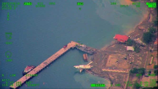 
					Foto satelit BNPB pasca bencana Palu