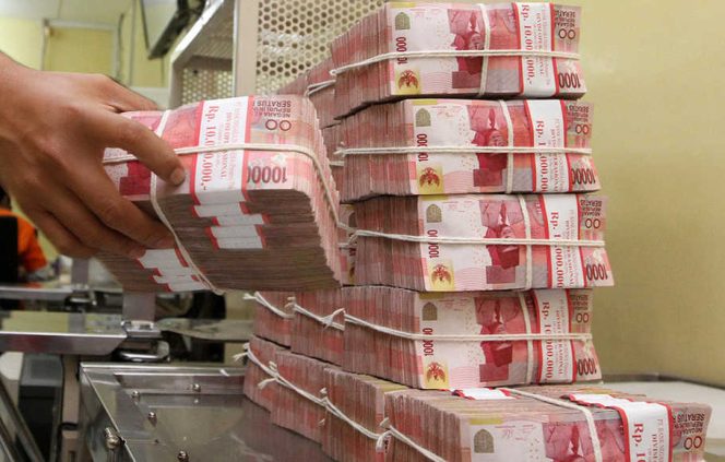 
					Rupiah Tembus 15 Ribu, Seperti Era Krisis Moneter