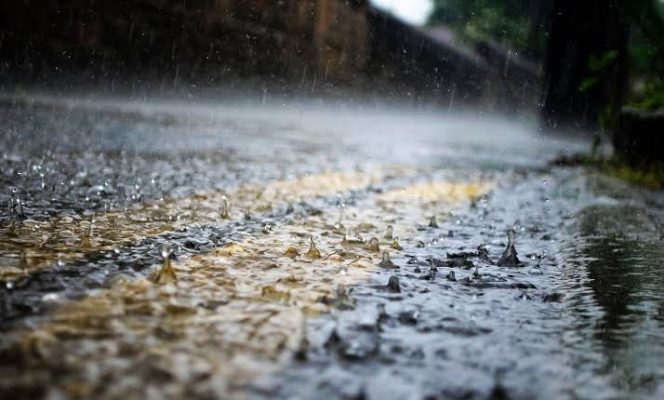 
					BMKG memperkirakan Desember 2018 menghadapi curah hujan