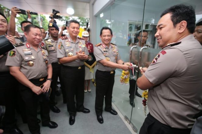 
					Kapolri resmikan klinik pratama Akpol Semarang