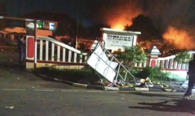 
					Polda Metro Jaya bentuk tim dan tangkap satu orang pelaku kasus Ciracas