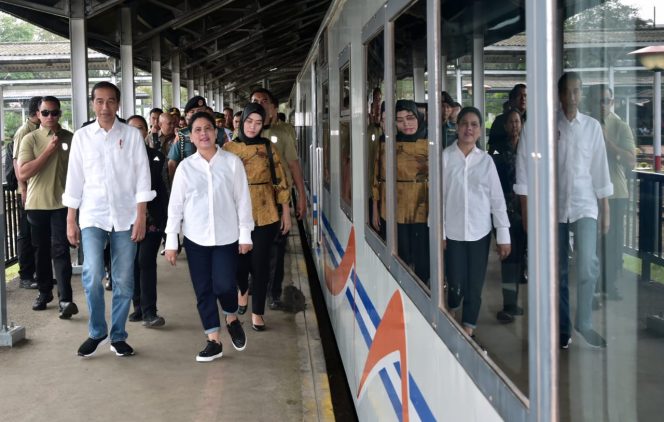 
					Presiden Jokowi buka Stasiun KA yang sempat ditutup