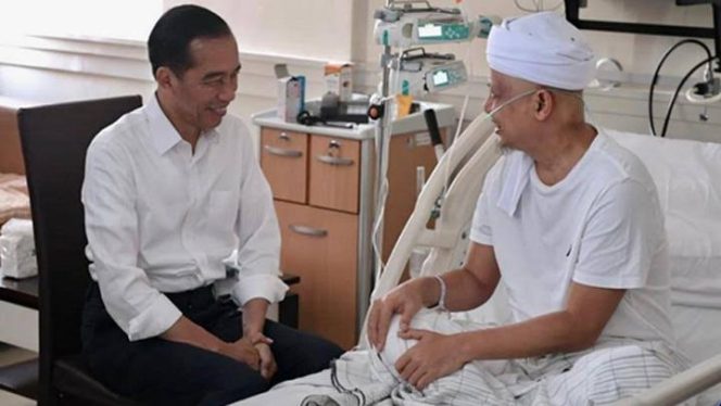 
					Presiden Jokowi besuk Ustadz Arifin Ilham di RSCM
