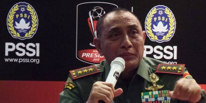 
					Edy Rahmayadi mundur dari jabatan Ketua Umum PSSI