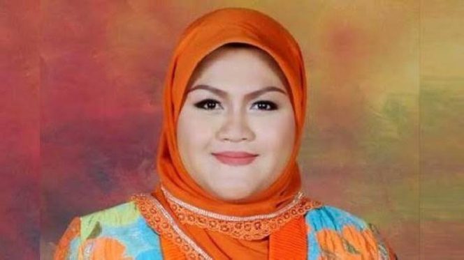 
					Kesaksian Bupati Neneng, sebut peranan Mendagri Tjahjo Kumolo