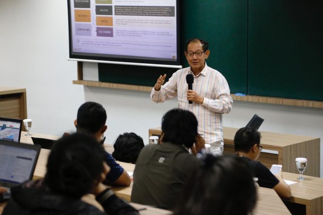 
					Hasil riset , Polri masih dipercaya dimata masyarakat