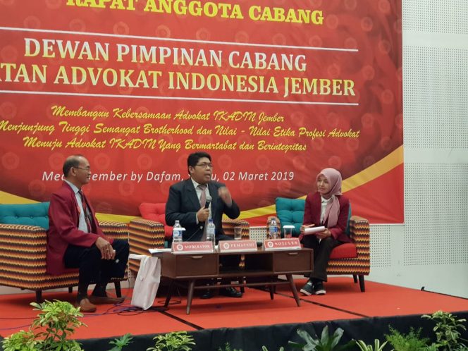 
					Peran mediasi bagi Advokat dalam menyelesaikan kasus