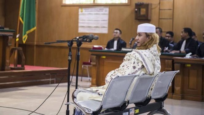 
					Sidang Bahar bin Smith ,Jaksa tuntut empat pasal KUHP