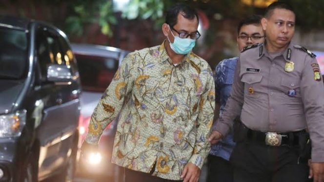 
					Kasus OTT KPK, Kakanwil Jawa Timur dan Kakamenag Gresik diberhentikan