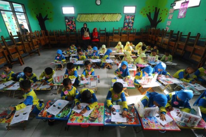 
					Anak didik PAUD (foto : AyoBandung)