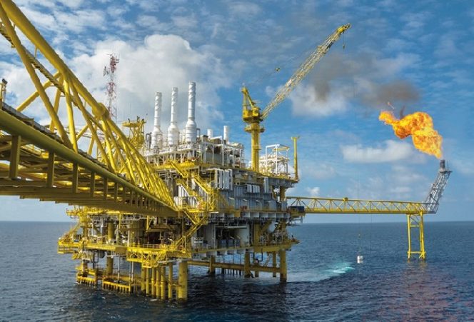 
					Pemerintah lelang 5 Blok migas , 18 perusahaan sudah akses