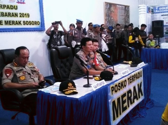 
					Wakapolri tinjau arus mudik di Pelabuhan Merak