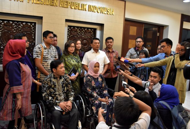 
					Moeldoko akan cari solusi kasus Drg. Romi