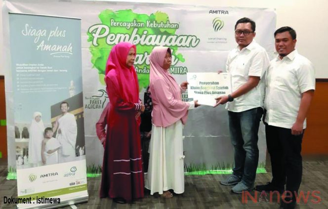 
					AMITRA dan Asuransi Astra Syariah  bayar Klaim yang Pertama Kali