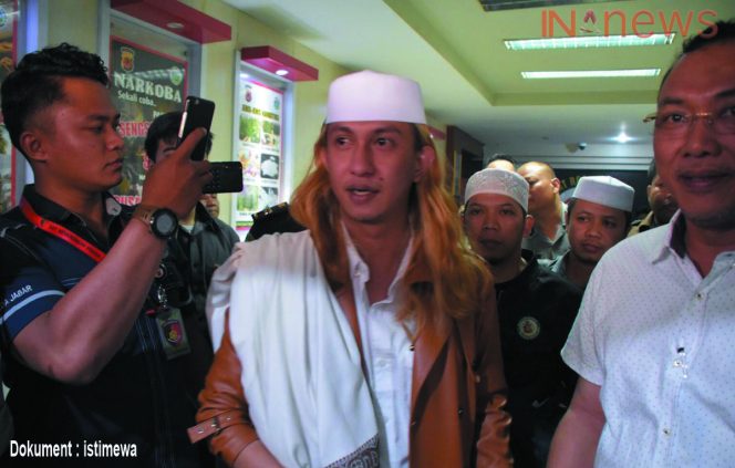 
					Jaksa pindahkan Bahar  bin Smith Ke Lapas Pondok Rajeg Cibinong