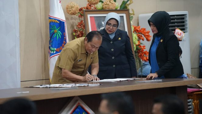 
					Walikota Bitung Turut Hadir Dalam Penandatanganan MoU dengan KPK