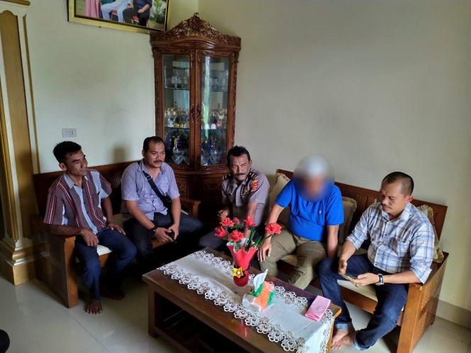 
					Tersangka Korupsi Pengadaan Tanah Dinas Olahraga Diamankan Kejaksaan Negeri Pidie