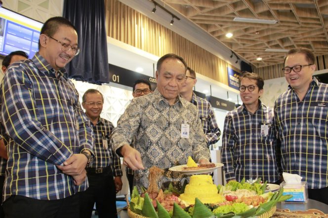 
					Peringati Hari Pelanggan Nasional, MTF Luncurkan Customer Experience Lounge