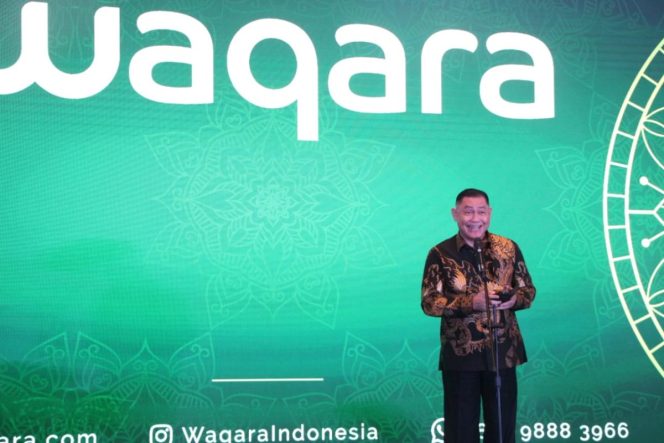 
					Direktur Utama BNI Syariah, Abdullah Firman Wibowo hadir dalam acara grand launching aplikasi Waqara di Ritz Carlton Mega Kuningan Jakarta, Ballroom 2, Jakarta, Rabu (25/9).