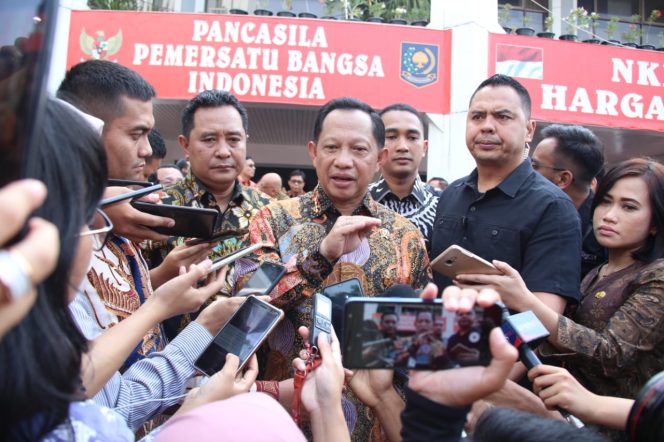 
					Mendagri Tito Karnavian Sosok Tepat Buat Terbosan Baru di Jajaran ASN