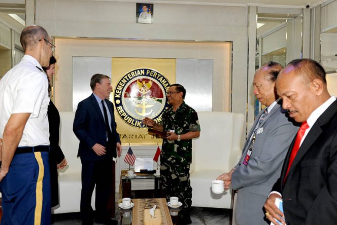 
					Pertemuan Sekjen Kemhan RI – AS Bahas Kerjasama Industri Pertahanan