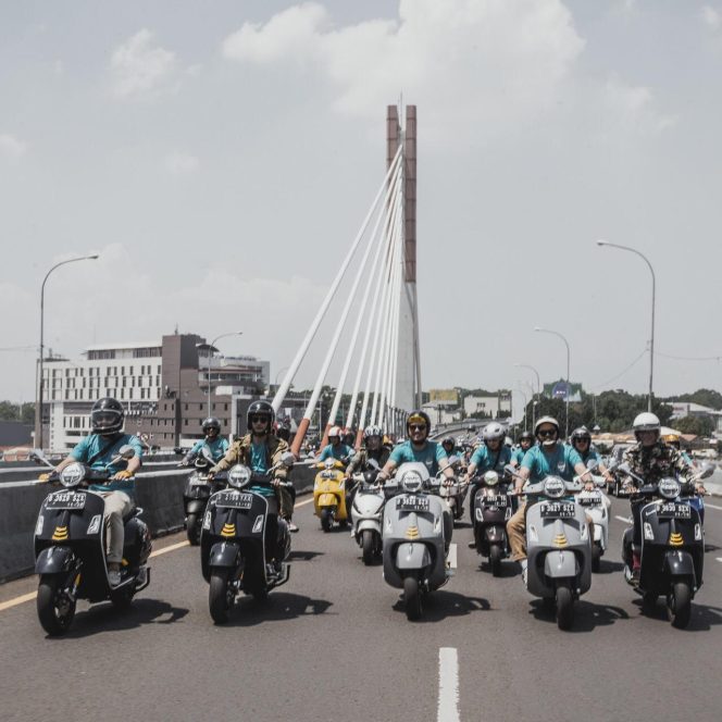 
					Vespa GTS Super Tech 300 Menyapa Para Pecinta Vespa di  Bandung Melalui Acara Dealer Open Day