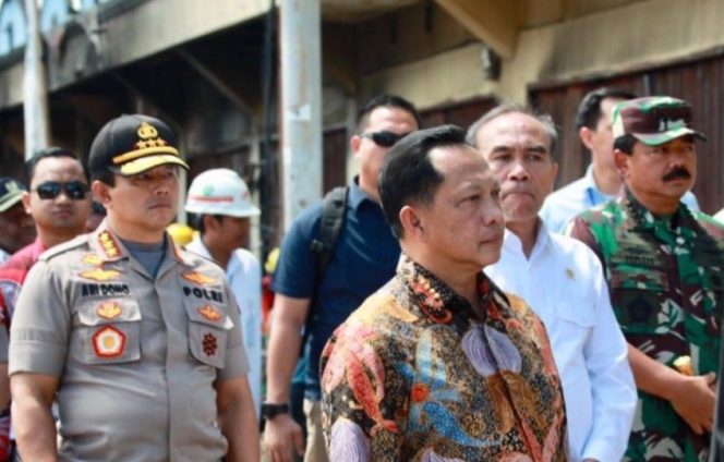 
					Mendagri Minta Pemda Tindak Tegas Parkir Liar Berkedok Ormas