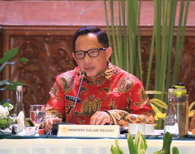 
					Wabah COVID-19, Lockdown Otoritas Pemerintah Pusat