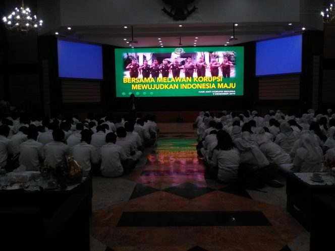 
					Kejagung Ajak Millenial Nonbar Film Anti Korupsi