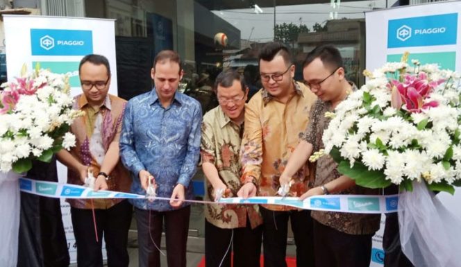 
					Opening Ceremony peresmian Diler Piaggio Indonesia Rawamangun