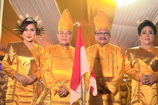 
					IKKSSAT Laksanakan Pesta Adat Tulude, Lomban Ajak Masyarakat Hidup Rukun Dan Damai.