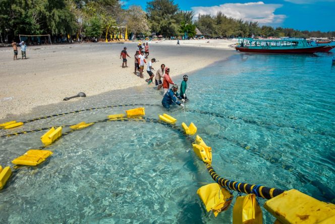 
					PLN Gunakan Kabel Laut Untuk Dukung Pariwisata Tiga Gili