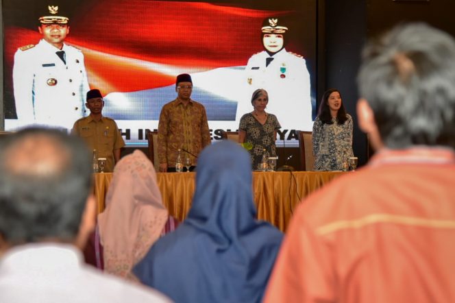 
					Gubernur Dorong Seniman NTB Bersinergi Ciptakan Karya Budaya Yang Indah