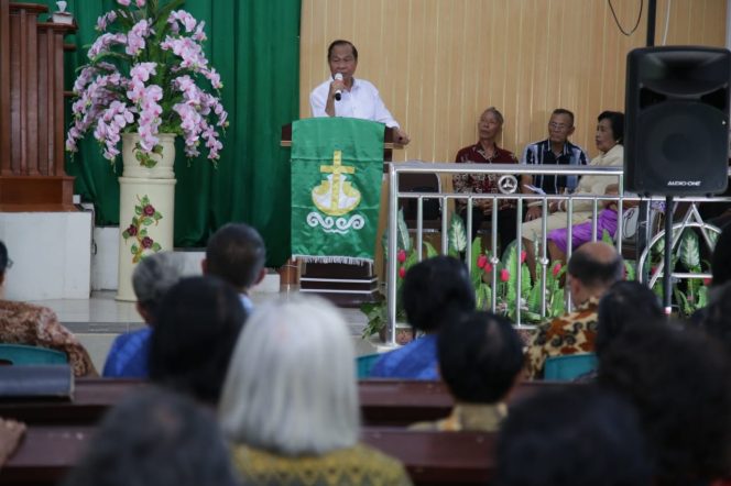 
					Lomban: Kota Bitung Tidak Akan Berhasil Tanpa Peran Lansia.