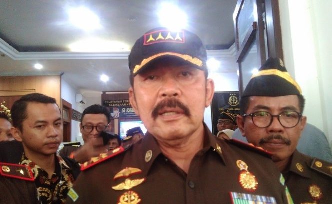 
					Kejagung Kembali Periksa 3 Saksi Dalam Kasus Korupsi Jiwasraya