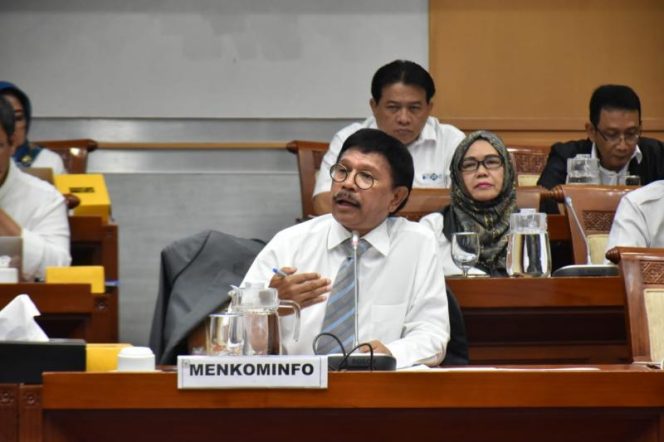 
					Menkominfo Johnny G Plate 