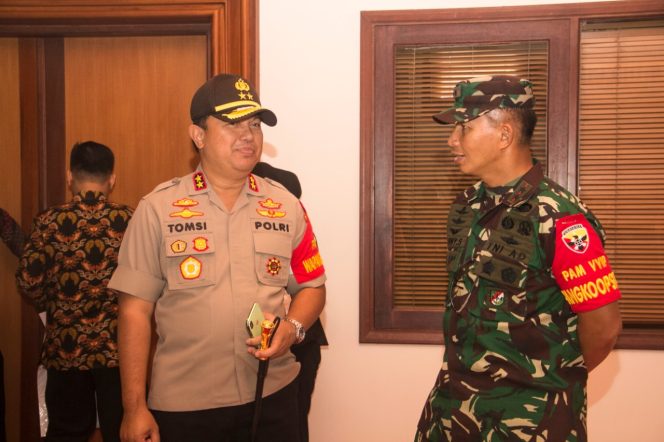 
					Pangdam IX/Udayana Apresiasi Sinergitas Aparat Wilayah Dalam Pam VVIP Wapres RI