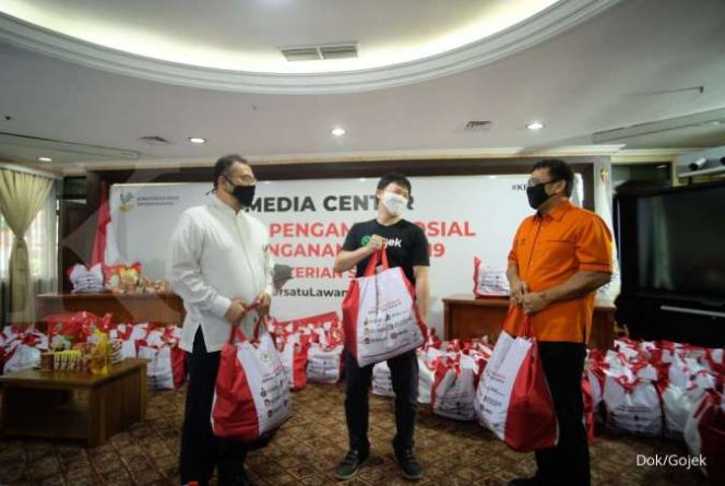 
					Bantuan Sosial Sembako di DKI Jakarta Didistribusikan Melalui GoSend GoJek