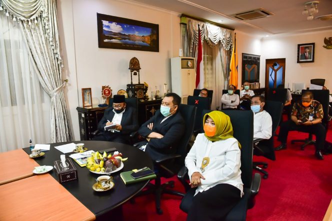 
					Gubernur NTB Ikuti Rakor Bahas Realokasi APBD 2020