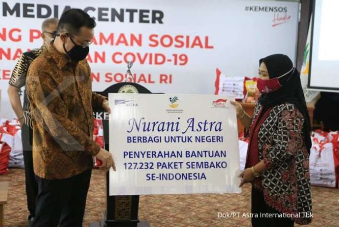 
					Astra Serahkan Bantuan Tahap Keempat Rp 25 Miliar Ringankan Dampak Sosial Akibat Covid-19