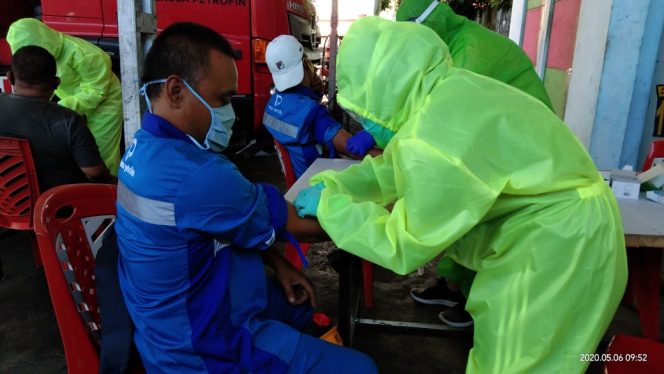 
					Dinkes Bitung Rapid Test 174 Karyawan PT. Pertamina Bitung