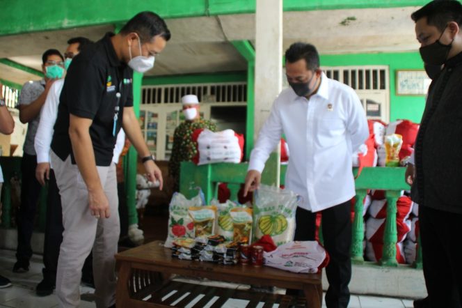 
					Percepat Penyaluran BST, Mensos Perintahkan Dirut PT Pos Tambah Titik Penyaluran