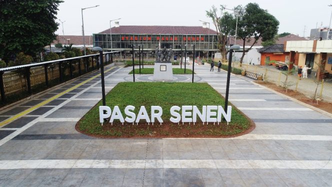 
					Stasiun Terpadu untuk Kenyamanan Pengguna Kereta Api