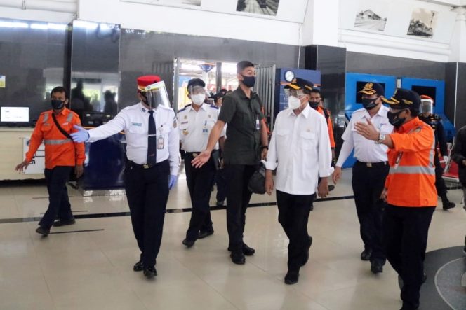 
					Menhub Pastikan Kesiapan KAI Daop 6 di Era New Normal