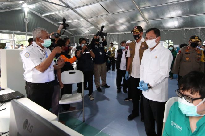 
					Doni Monardo Resmikan RS Lapangan untuk Pasien Covid-19 di Jatim