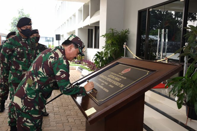 
					Panglima TNI Resmikan Markas Koopssus TNI