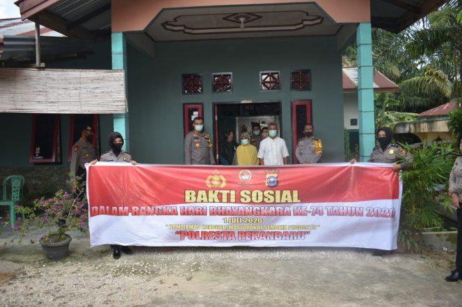 
					Kegiatan Anjangsana Kapolresta Pekanbaru Sambut HUT Bhayangkara ke 74