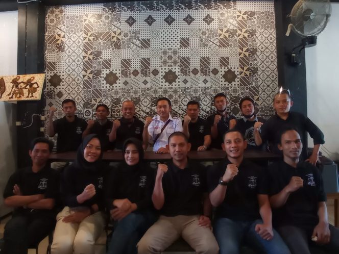 
					OBH Siap Berikan Bantuan Hukum Kepada Masyarakat Kurang Mampu