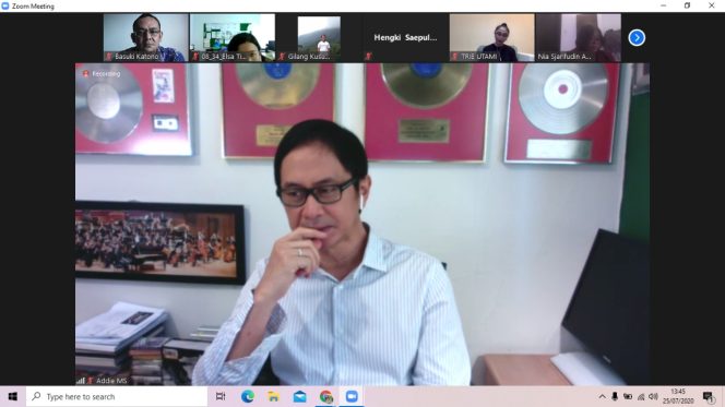 
					Membumikan Pancasila Lewat Seni dan Budaya