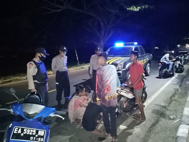 
					Tekan Angka Kriminal di Dompu, Seluruh Polsek Gelar Patroli Rutin